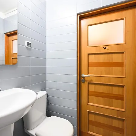 Piastowska 90a -a By Homeprime *